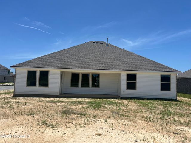 652 Griffiths Court, Breaux Bridge, LA 70517