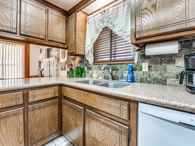 12000 SW 7th Street, Yukon, OK 73099