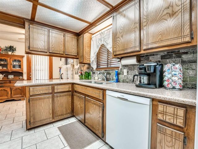 12000 SW 7th Street, Yukon, OK 73099