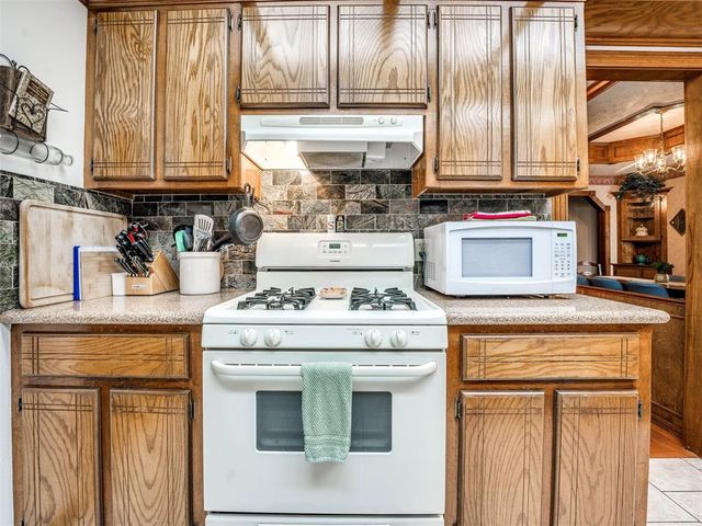 12000 SW 7th Street, Yukon, OK 73099