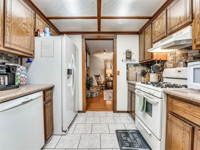 12000 SW 7th Street, Yukon, OK 73099