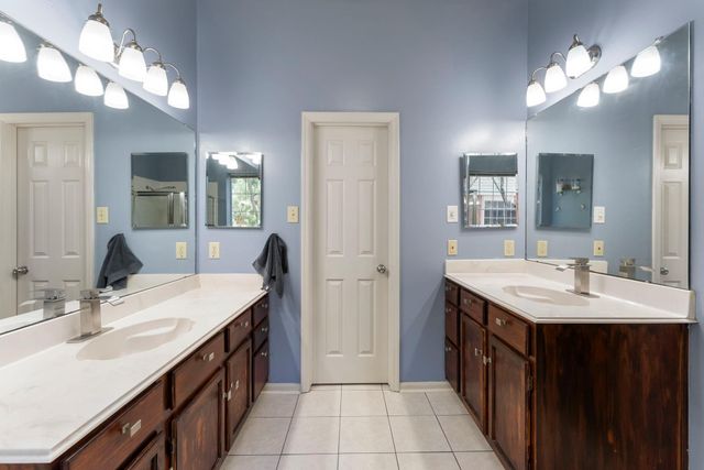 81 S Hidden View Circle, The Woodlands, TX 77381