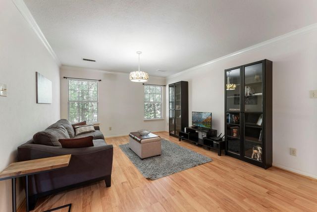 81 S Hidden View Circle, The Woodlands, TX 77381