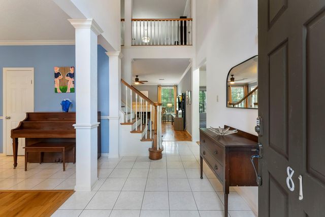 81 S Hidden View Circle, The Woodlands, TX 77381