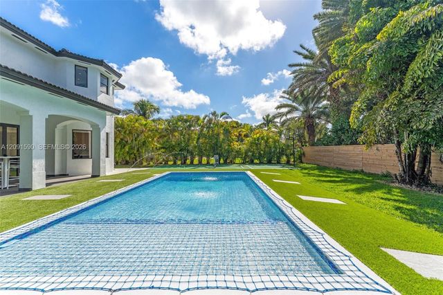 19246 SW 132nd Avenue, Miami, FL 33177