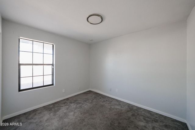 8201 W EARLL Drive, Phoenix, AZ 85033