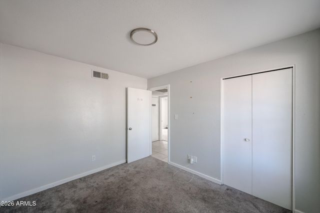 8201 W EARLL Drive, Phoenix, AZ 85033