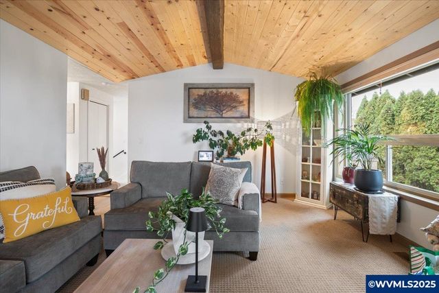 5240 Chapman St S, Salem, OR 97306