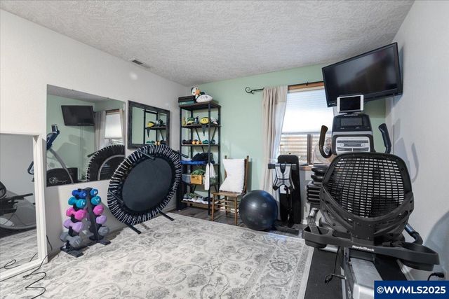 5240 Chapman St S, Salem, OR 97306