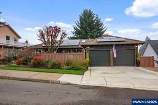 5240 Chapman St S, Salem, OR 97306