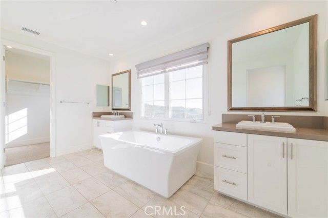 153 Summerland, Irvine, CA 92620