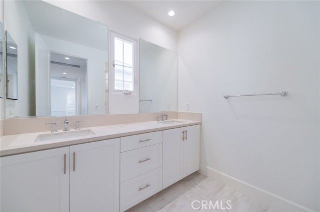 153 Summerland, Irvine, CA 92620