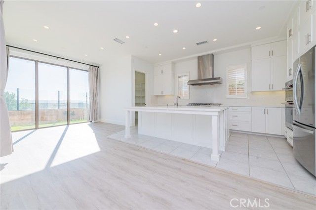 153 Summerland, Irvine, CA 92620