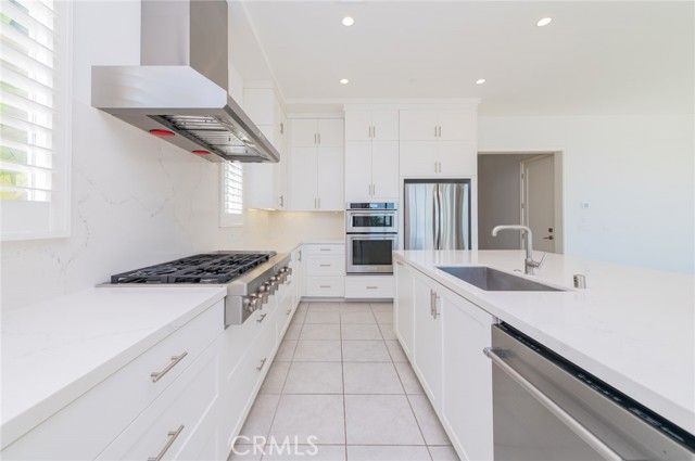 153 Summerland, Irvine, CA 92620