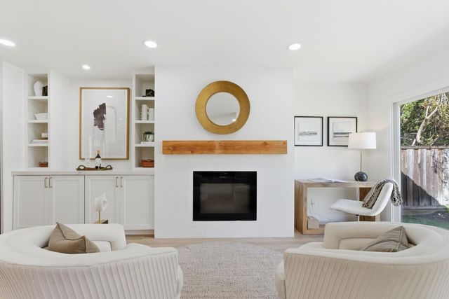 929 Constitution Drive, Foster City, CA 94404