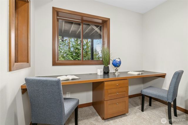 373 Mount Defiance Circle SW, Issaquah, WA 98027