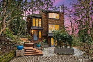 373 Mount Defiance Circle SW, Issaquah, WA 98027