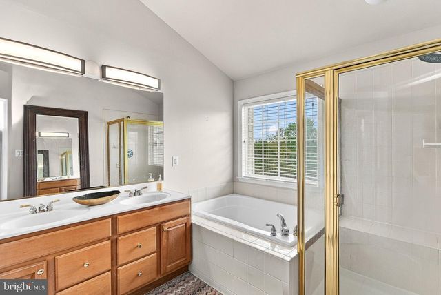 43092 SHADOW TER, Leesburg, VA 20176