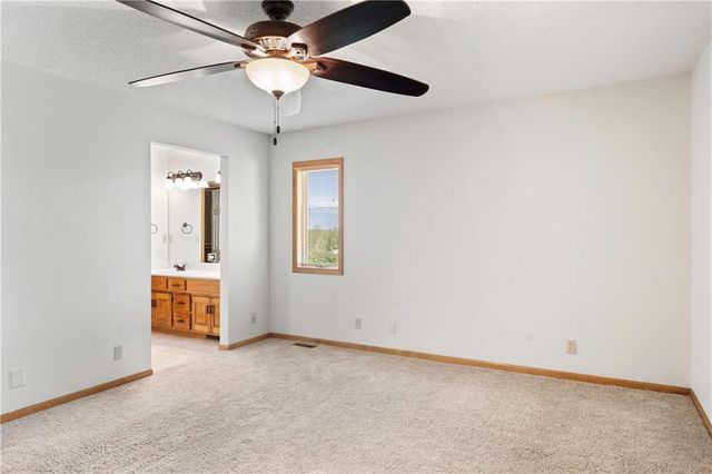 1720 Paddock Drive, Kearney, MO 64060