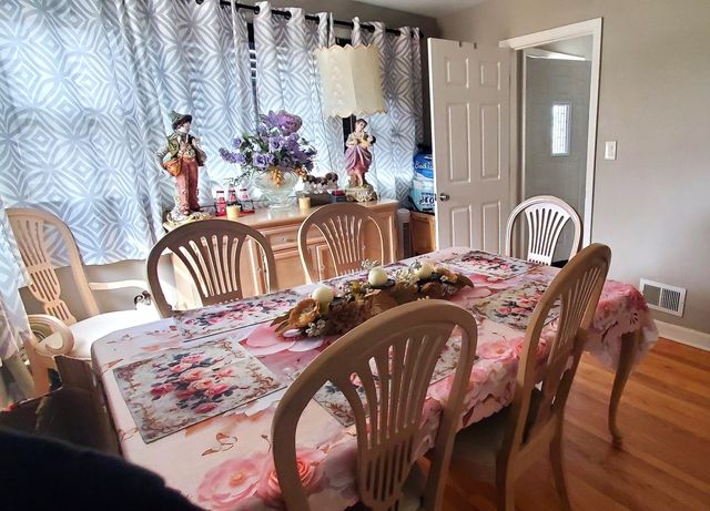 449 N Jackson Boulevard, Hillside, IL 60162