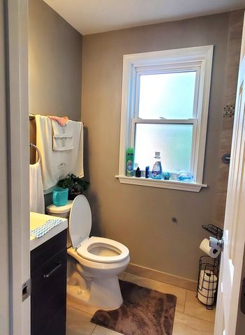 449 N Jackson Boulevard, Hillside, IL 60162