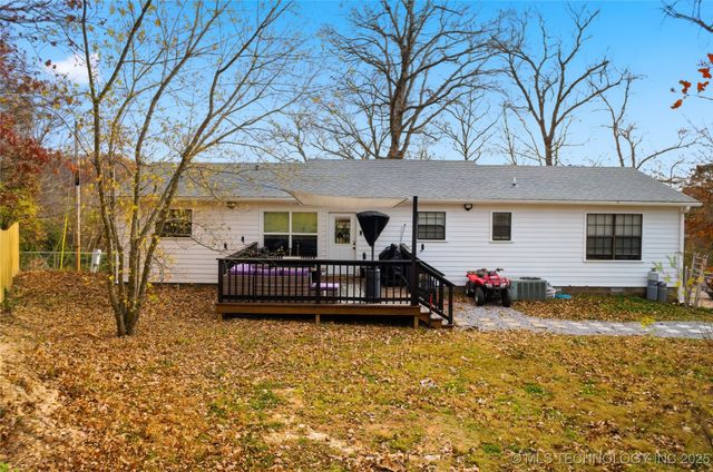 474677 E 611, Watts, OK 74964