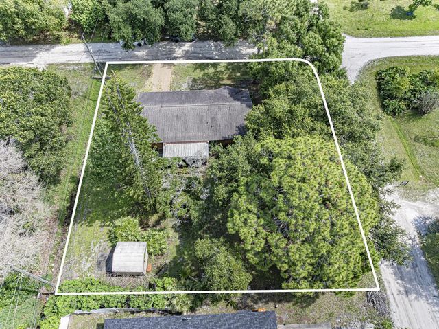 8745 24th Street, Vero Beach, FL 32966