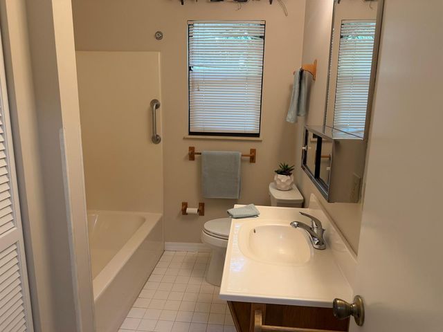 8745 24th Street, Vero Beach, FL 32966