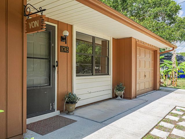 8745 24th Street, Vero Beach, FL 32966