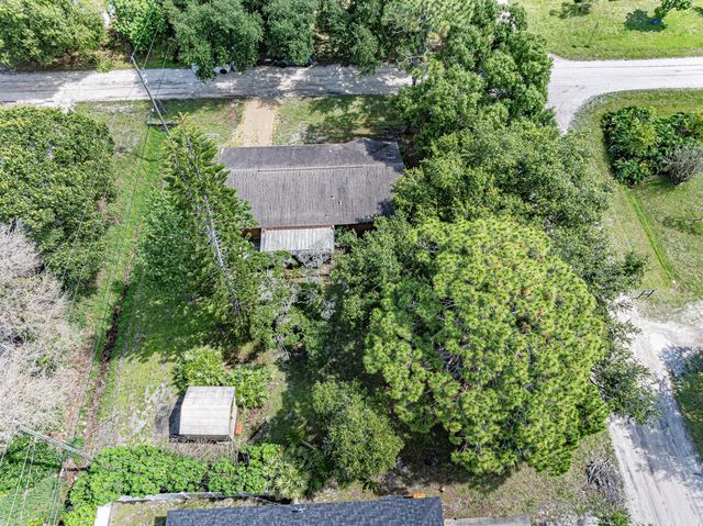 8745 24th Street, Vero Beach, FL 32966