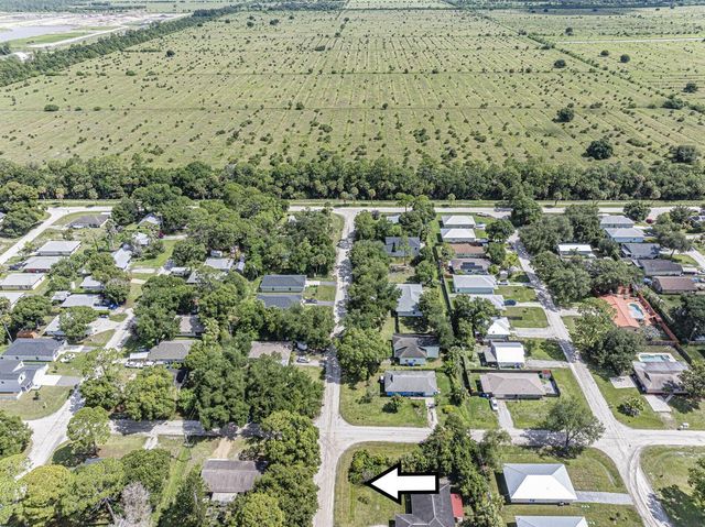 8745 24th Street, Vero Beach, FL 32966