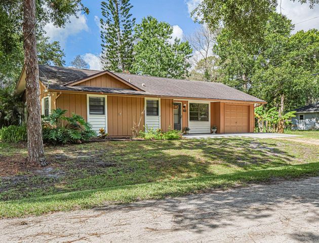 8745 24th Street, Vero Beach, FL 32966
