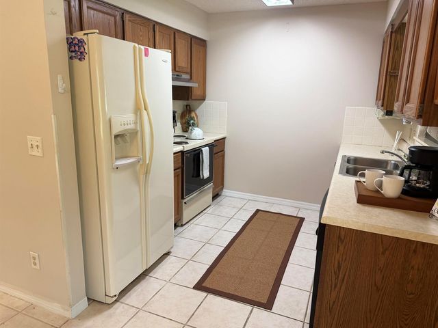 8745 24th Street, Vero Beach, FL 32966