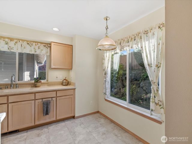 1210 58th Street SW #A, Everett, WA 98203