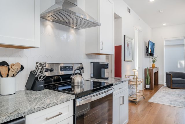 4810 Gallatin Pike Apt 301, Nashville, TN 37216