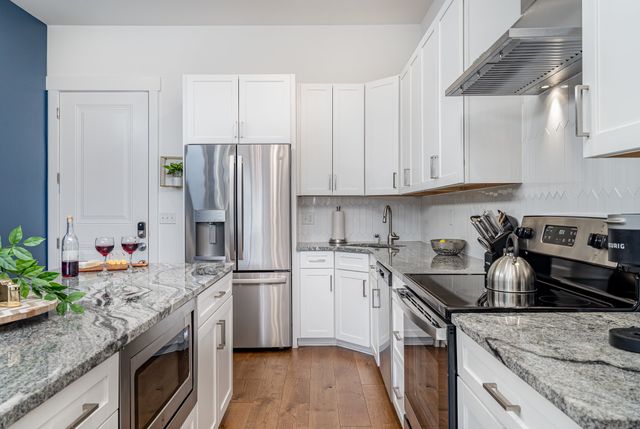 4810 Gallatin Pike Apt 301, Nashville, TN 37216