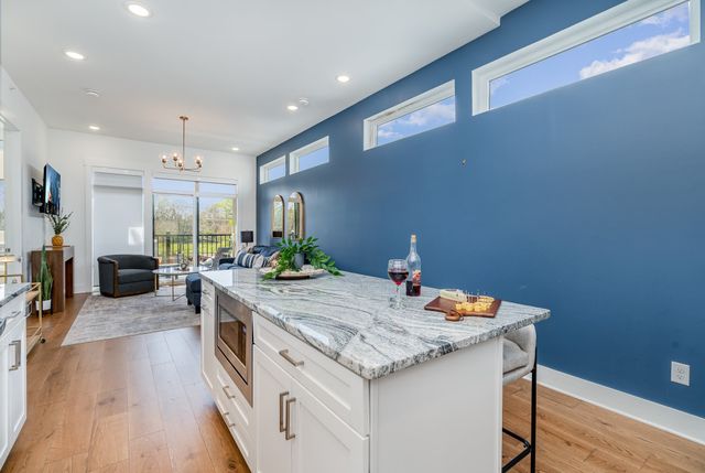 4810 Gallatin Pike Apt 301, Nashville, TN 37216