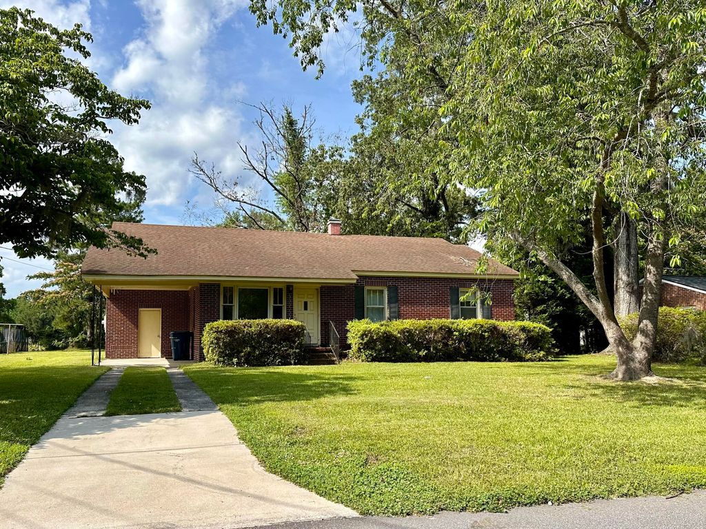 2926 Bolton Road, Charleston, SC 29414