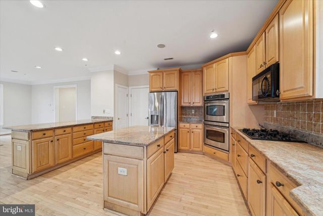 1119 RIVERVIEW, Conshohocken, PA 19428