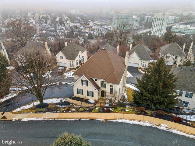 1119 RIVERVIEW, Conshohocken, PA 19428