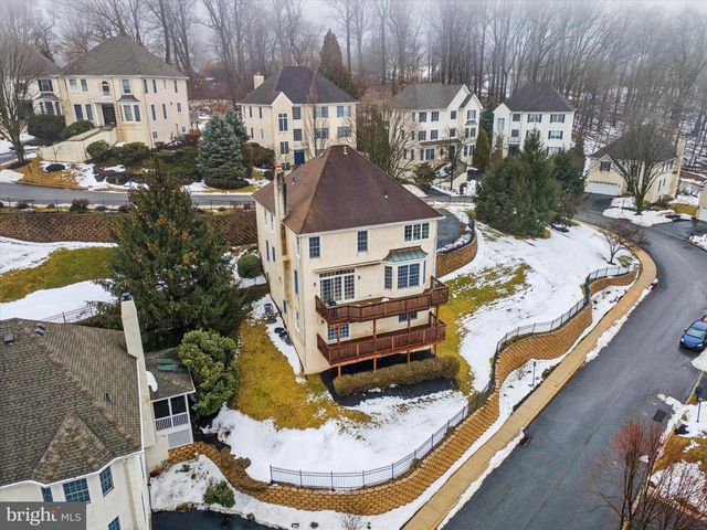 1119 RIVERVIEW, Conshohocken, PA 19428