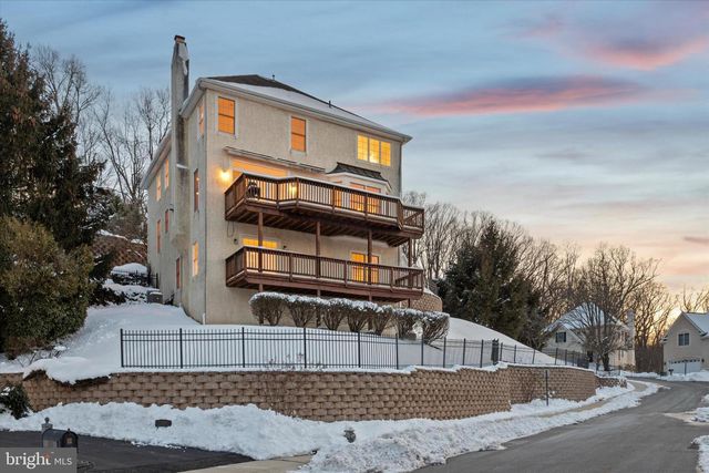 1119 RIVERVIEW, Conshohocken, PA 19428