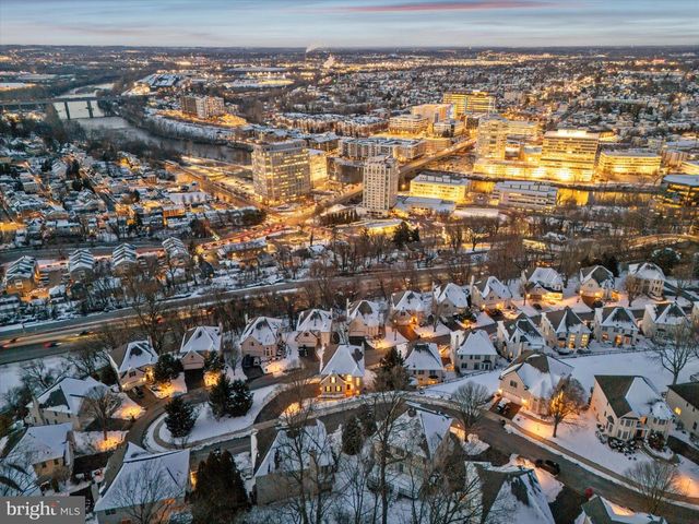 1119 RIVERVIEW, Conshohocken, PA 19428