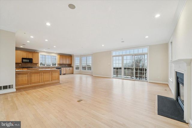 1119 RIVERVIEW, Conshohocken, PA 19428