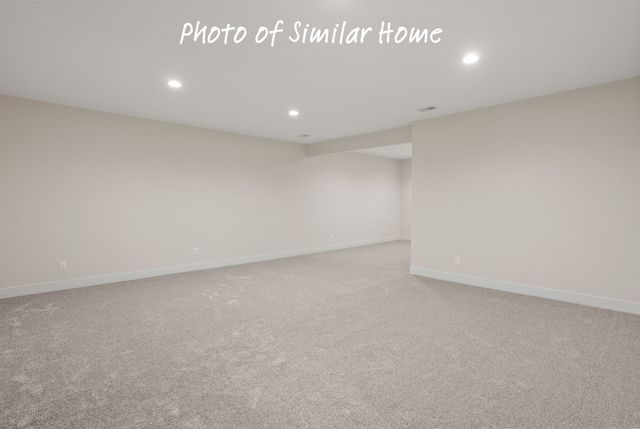 604 15TH Street N, Leclaire, IA 52753