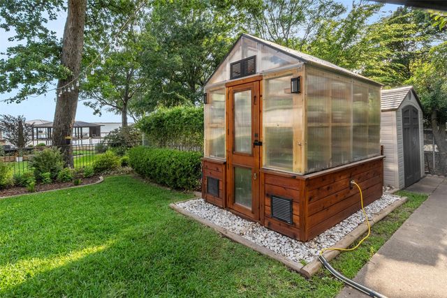 205 Shoreline Drive, Star Harbor, TX 75148