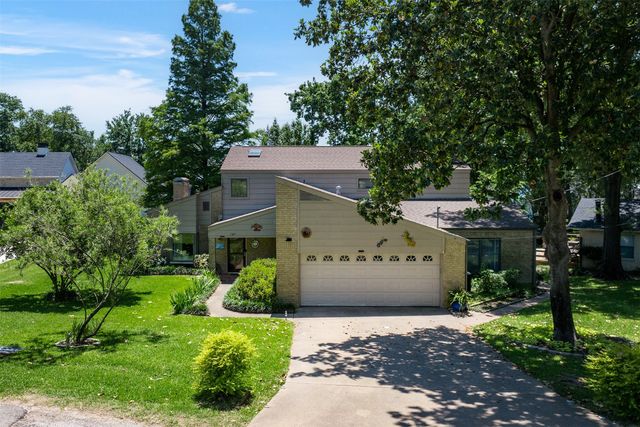 205 Shoreline Drive, Star Harbor, TX 75148