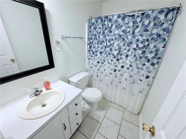 602 Westbrook Court, Archdale, NC 27263