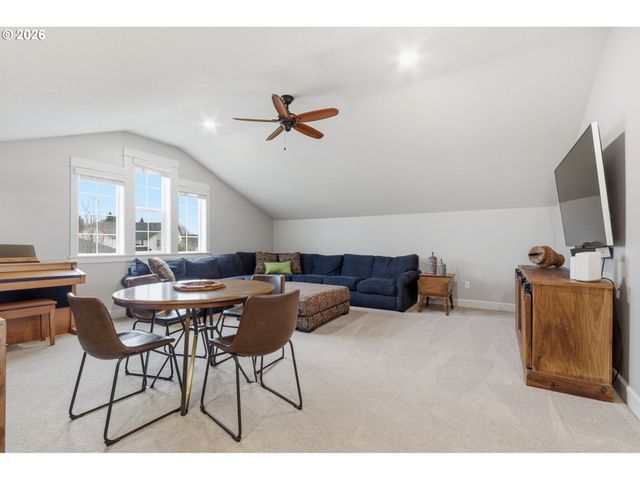 5001 Nw 137TH Way, Vancouver, WA 98685