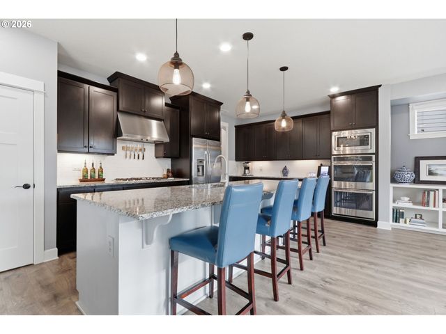 5001 Nw 137TH Way, Vancouver, WA 98685